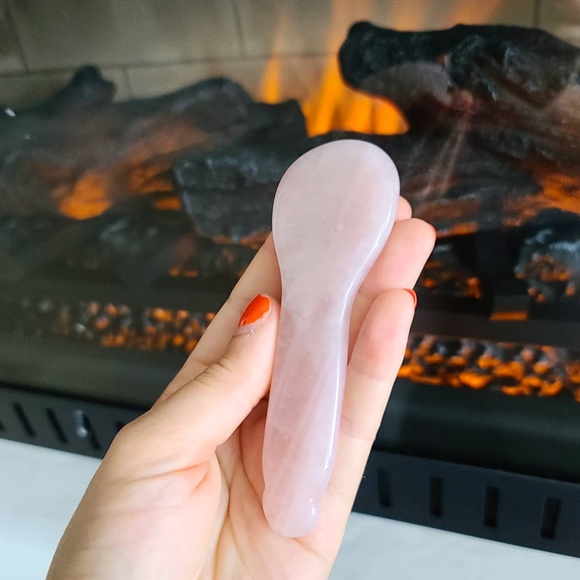 Natural Rose Quartz Gua Sha/ Face and Body - Picture 2 of 4